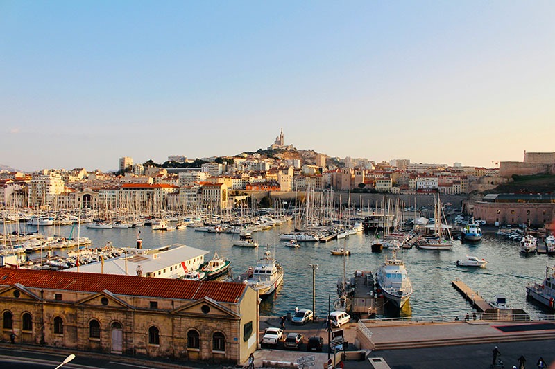 Garde d'enfant, nounou bilingue centre-ville de Marseille